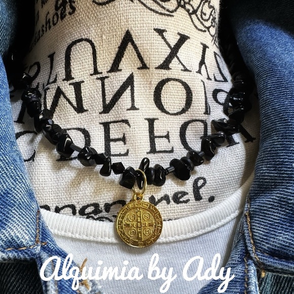 Alquimia by Ady Black Necklace with Gold Pendant